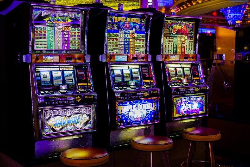 Casino, Arcade, Slot Machines, Online Slots Mobile. Free Spins Online Slots