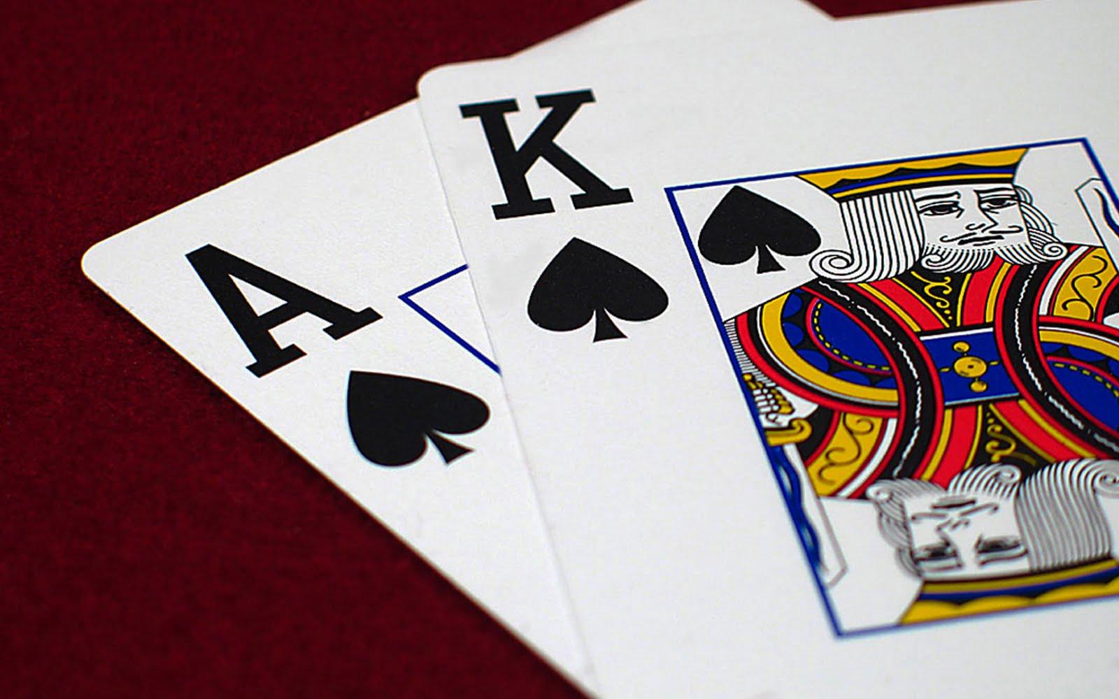 Online Poker Caribbean Stud